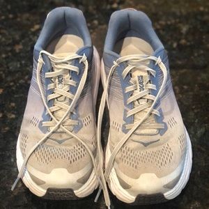 HOKA One One Clifton